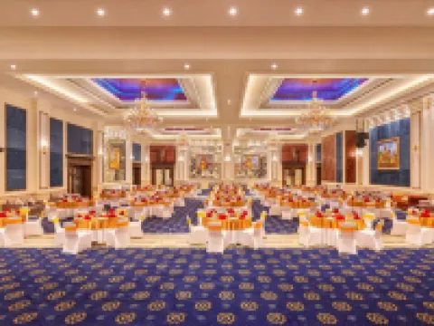 Mayfair Lake Resort Hotels in Raipur