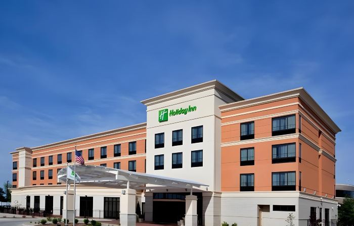 Holiday Inn 聖路易斯 - 錦繡花園