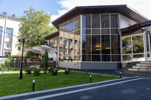 Hotel Belyy Lotos Hotels in Elista