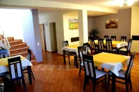 Casa Ardeleneasca - 朝食
