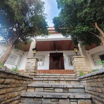 Ayz Silvela - Auto Check-in Property