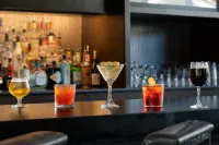 波士頓沃爾瑟姆居家酒店 - 酒吧