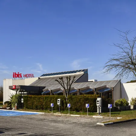 Ibis Saintes