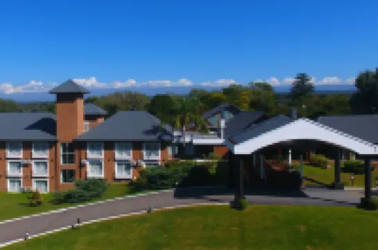 Howard Johnson by Wyndham, Villa General Belgrano Hotels in 