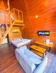 Godieng Cabin
