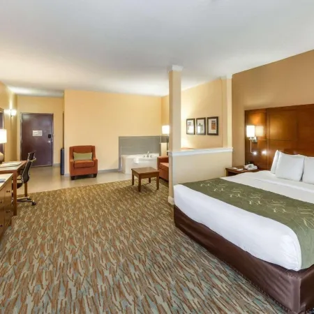 Comfort Suites Cotulla Near I-35