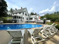 Cranmore Mountain Lodge Bed & Breakfast - Pools