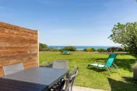 Les Maisons de la Métairie du Vauhariot-Piscine Couverte et Vue Mer-Résidence Hôtelière Hotels in Cancale