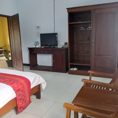 Ilhami Hotel Nglegok Hotel di Desa Nglegok