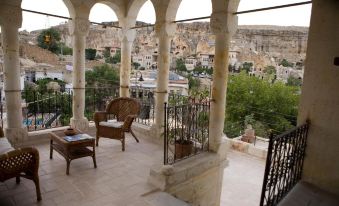 Melekler Evi Cave Hotel