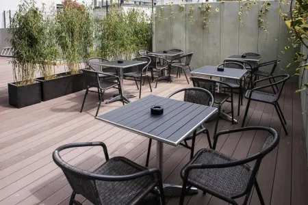 Outlet Hotel Отели в г. Метцинген