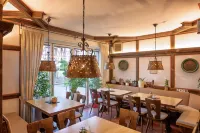 Hotel-Restaurant Weinhaus Grebel - breakfast