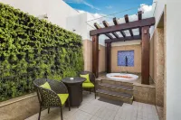 레몬 트리 프리미어 델리 에어포트 인디라간디 국제공항 호텔