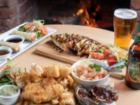Bridge Hotel Hotels in Smithton