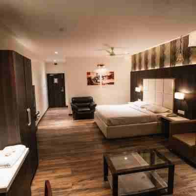 The Four Seasons Recreation Rooms