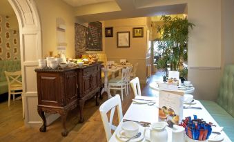 The Old Bank Town House