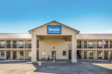 Rodeway Inn & Suites