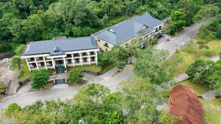 A member of Saigontourist Group