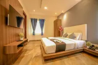 Royal Crown Resorts Kodanad View Point 주변 호텔