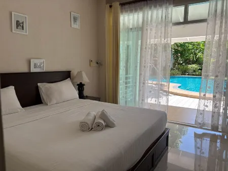 Baan Jeen Hotel Samroiyod Beach Отели рядом с достопримечательностью «Tham Phraya Nakhon»