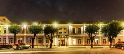 Molodezhnaya Hotel Hotels near Happy Boot