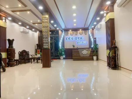 Duc Loc Hotel Отели в г. Phu Duong