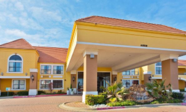 Holiday Inn Express & Suites IRVING DFW AIRPORT NORTH by IHG