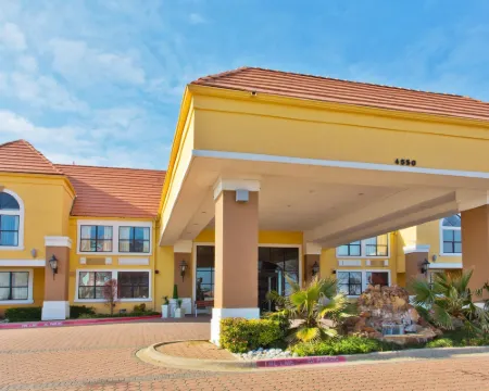 Holiday Inn Express & Suites IRVING DFW AIRPORT NORTH by IHG Hoteles en Irving