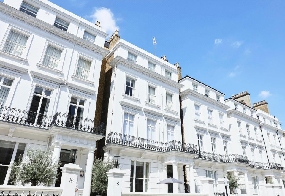 The Laslett Over view