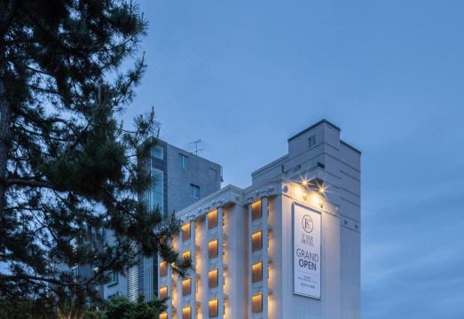 울산 무거동 에서 호텔 깔끔한 복도