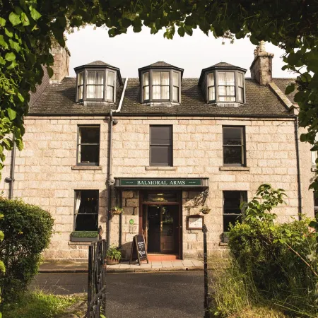 Balmoral Arms