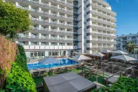 Hotel Costa Malaga by Pierre & Vacances - Beach
