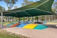 Discovery Parks - Clare - parking