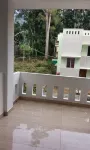 Kodai Elegance - parking
