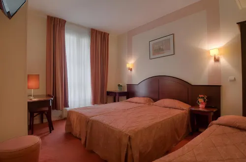 Hotel Le Faubourg Paris - 2-Star