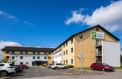 Holiday Inn Express Doncaster Hotels near Doncaster Museum and Art Gallery