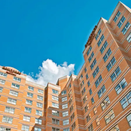 Residence Inn Arlington Rosslyn Отели рядом с достопримечательностью «Арлингтон-хаус»