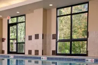 Courtyard Boston Woburn/Boston North - Pools