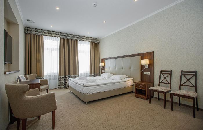 U Zolotyih Vorot Hotel