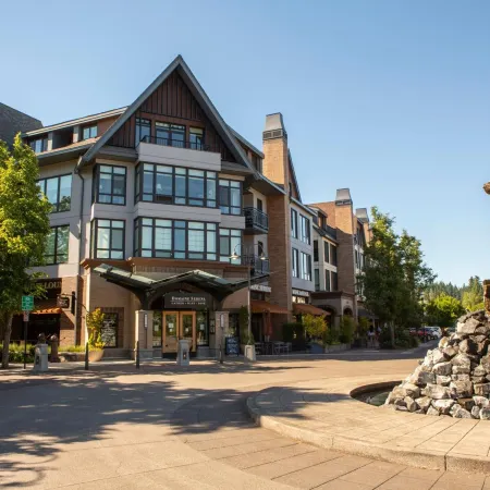 Lakeshore Inn
