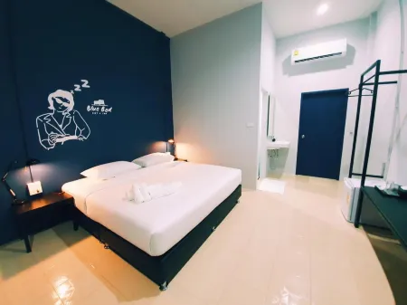 Blue Bed Hotel