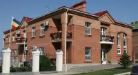 Zolotoy Bereg Hotels near Grandis