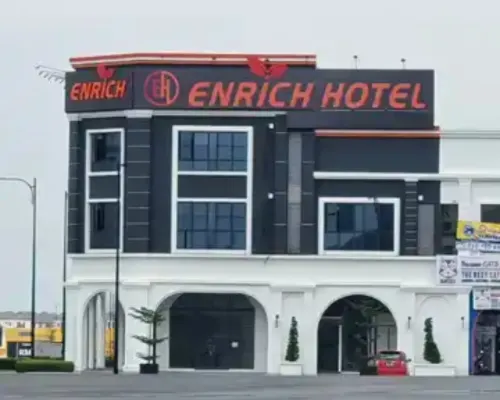 Enrich Hotel Puncak Alam by uBook Hotel di Kuala Selangor
