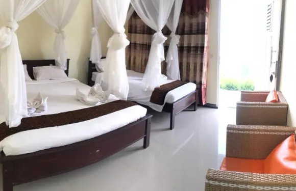 賈亞山花園旅館