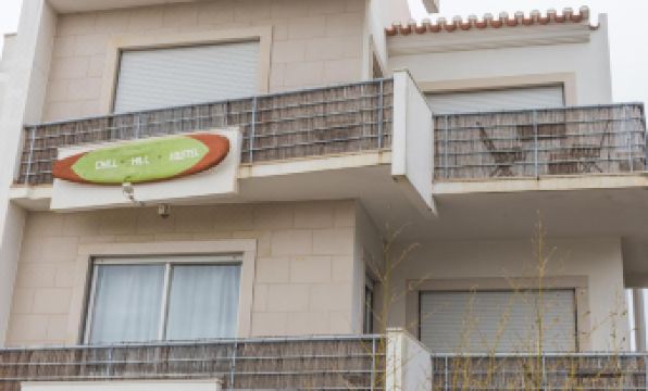 Ericeira Chill Hill Hostel & Private Rooms