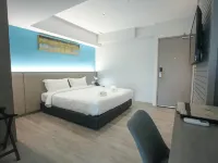 Stanton City Hotel Hotels near Borneo Trading Post