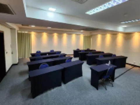 コンフォート スイーツ ロンドリーナ ロンドリナのホテル