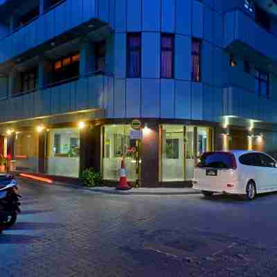 蜂巢酒店 Hotel Exterior