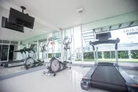 The Greenery Central Suite & Hotel - Gym