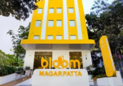 Bloom Hotel - Magarpatta Hotels near Hadapsar